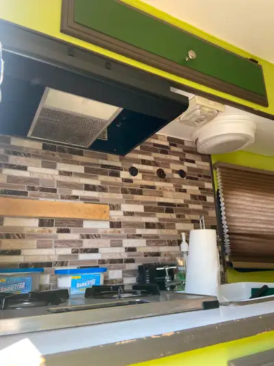 Fits in long box Updated propane and fittings b Icebox fridge Propane stove Lots of storage Air cond...