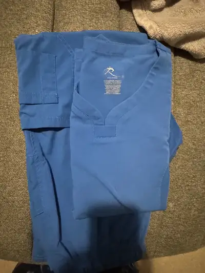 Scrub 1 set Rheina  size medium , View more