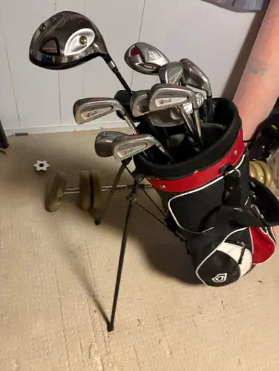 men’s right handed golf set with stand bag , View more
