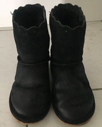 Girls size 12 UGG boots