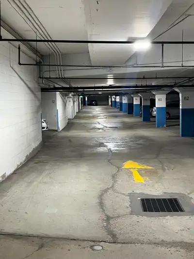 Minimum 1 year lease Security cameras on site Fob will provided to access the parking garage. Fob de...