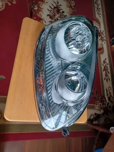 Brand new passenger side complete headlight assembly for a 2008 VW Rabbit. Will have to Google Searc...