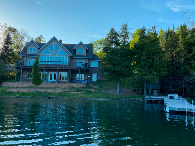 Waterfront Property on Kakagi (Crow) Lake NW Ontario in Houses for Sale in Winnipeg