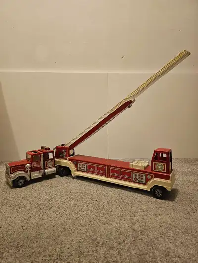Tonka Fire Ladder Truck, View more