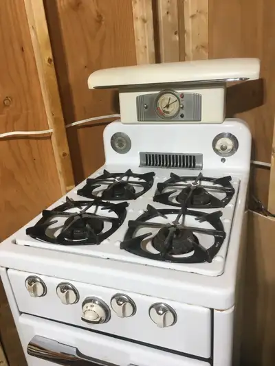 Apartment Size Moffat Gas Range, View more