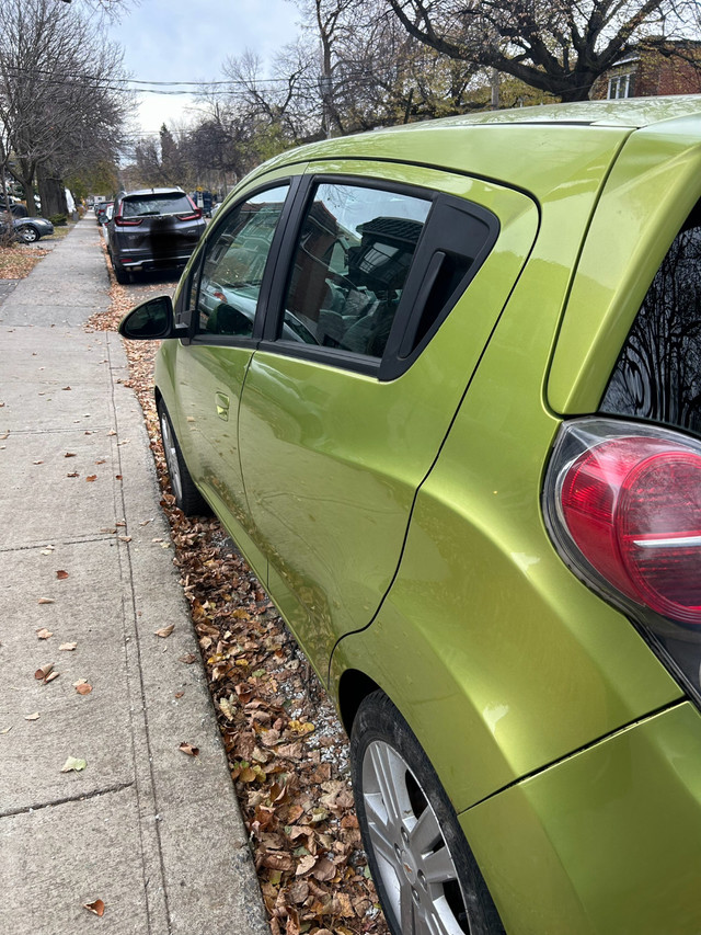 Chevrolet Spark 2013 à vendre – bon état dans Autos et camions  à Ville de Montréal - Image 4