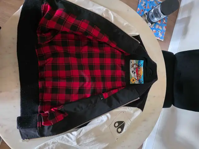 SELLING MOOSE KNUCKLE BOMBER WITH LEATHER SLEEVES in Men's in Oshawa / Durham Region - Image 3