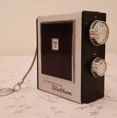 Serviced-WALTHAM WM-8001 8-Transistor Miniature Pocket AM Radio, View more