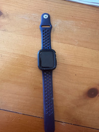 Apple Watch Series 7 Nike edition in EUC