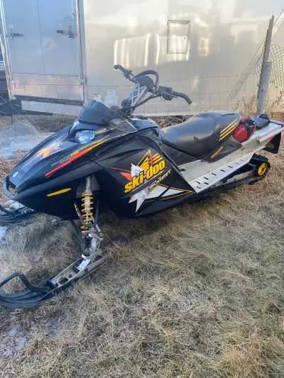 Do not start and do not know what is the issue. Bought it has a project but plans has change and hav...