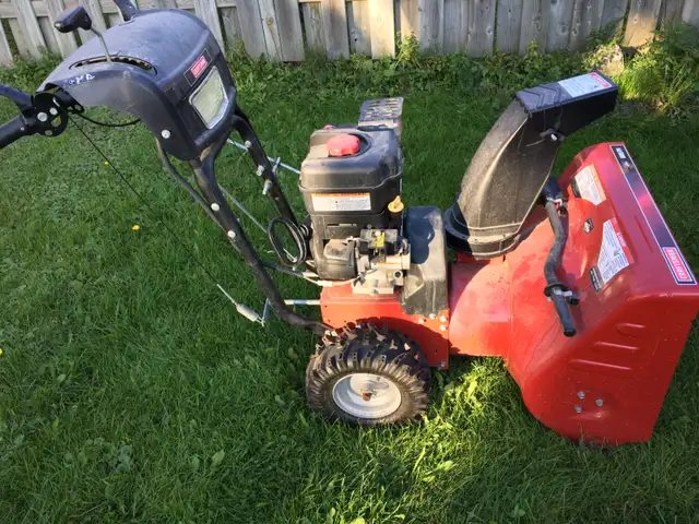 Souffleuse à neige à essence PowerSmart 212cc de 24 pouces in Snowblowers in Longueuil / South Shore - Image 9