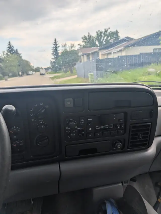1995 Dodge Ram V10538448261400514565
