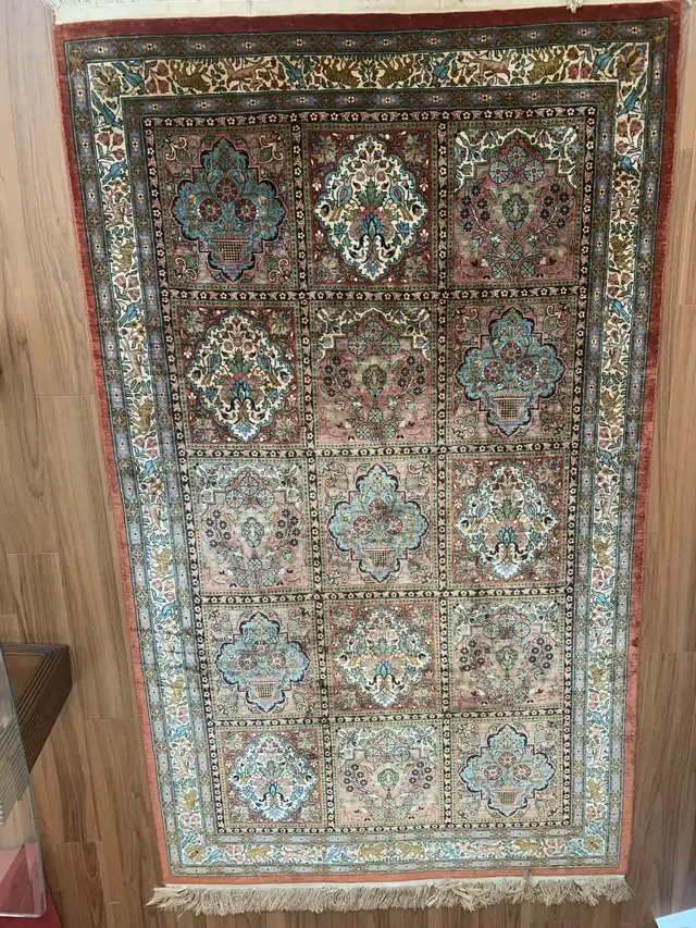 Living room carpet in Other in Markham / York Region - Image 2