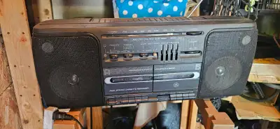Radio Boombox tape cassette GE, View more