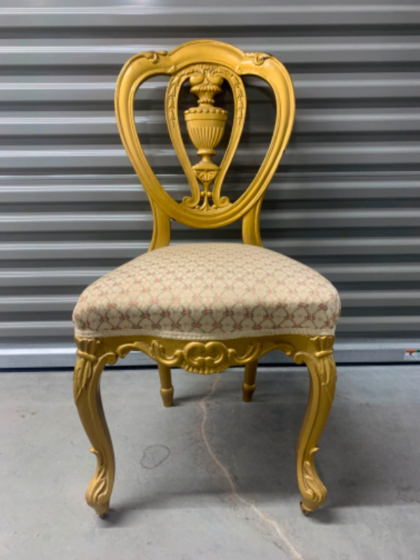 French Accent Chair - Gold in Chairs & Recliners in Oshawa / Durham Region - Image 2