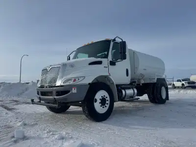 2022 International MV-607 Water Truck 26,676km 4207hrs Cummins 6.7L Diesel Engine Eaton 6-Spd Manual...