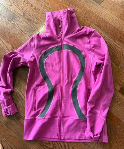 Lululemon Scuba Hoodie, View more