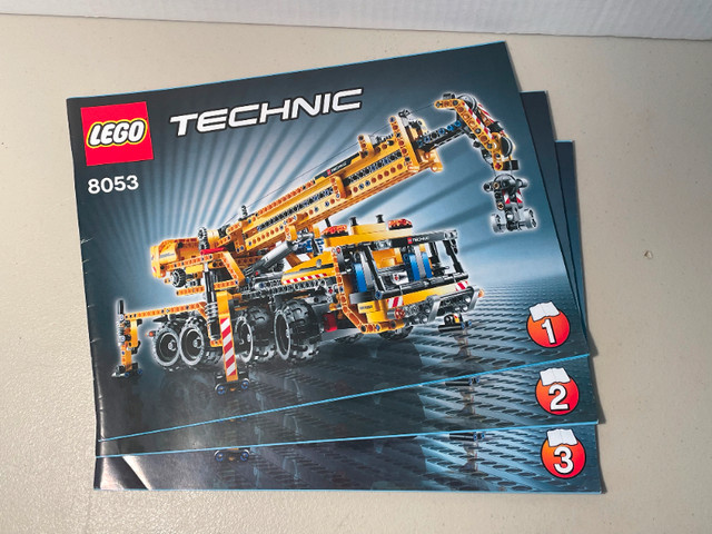 Lego Technic 8053 Mobile Crane dans Jouets et jeux  à Ville de Montréal