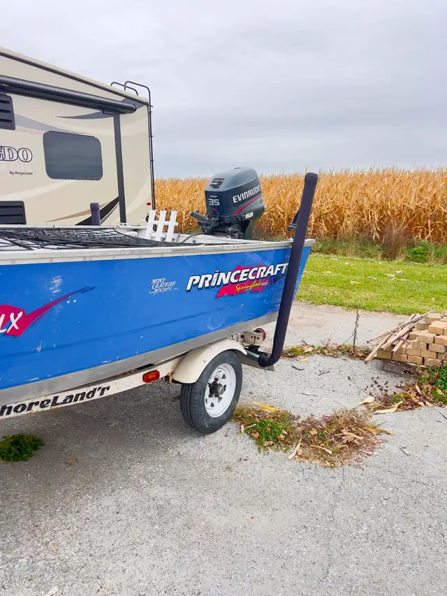 Chaloupe Princecraft 14.5 pieds avec moteur Evinrude 35HP in Powerboats & Motorboats in Longueuil / South Shore - Image 5