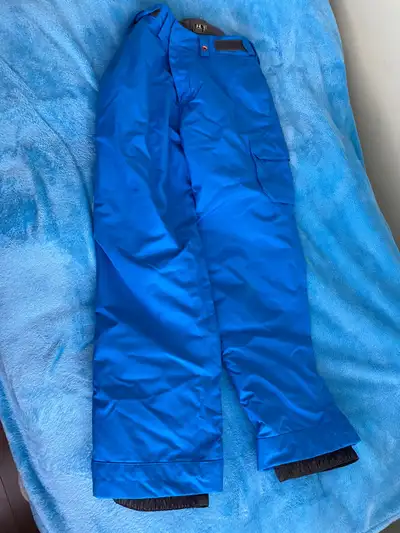 Under Armour ski pants, View more