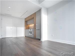 TOUR DES CANADIEN 3 *** TDC 3 LAST PHASE ***BELL CENTRE CONDO — photo 2