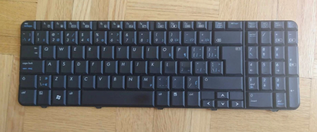 HP Compaq CQ60 G60 French Canadian Laptop Keyboard Genuine in Mice, Keyboards & Webcams in City of Montréal - Image 2