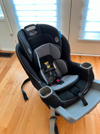 Graco Convertible Car Seat Extend2Fit