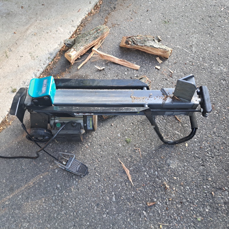 Yardworks 6Ton 13/4 HP Duo Cut Electric Log Splitter w Pedal