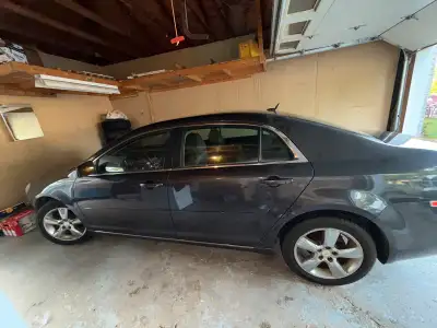 chevy malibu LT very clean car with low mileage on it just 129000km and 2011 clean family car in che...