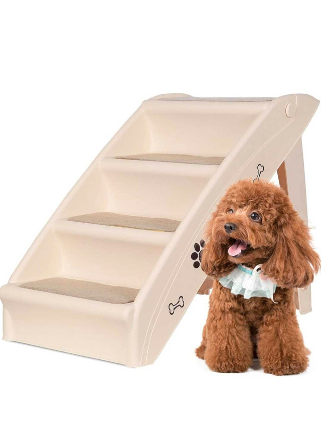 Folding plastic pet stairs in Accessories in City of Toronto