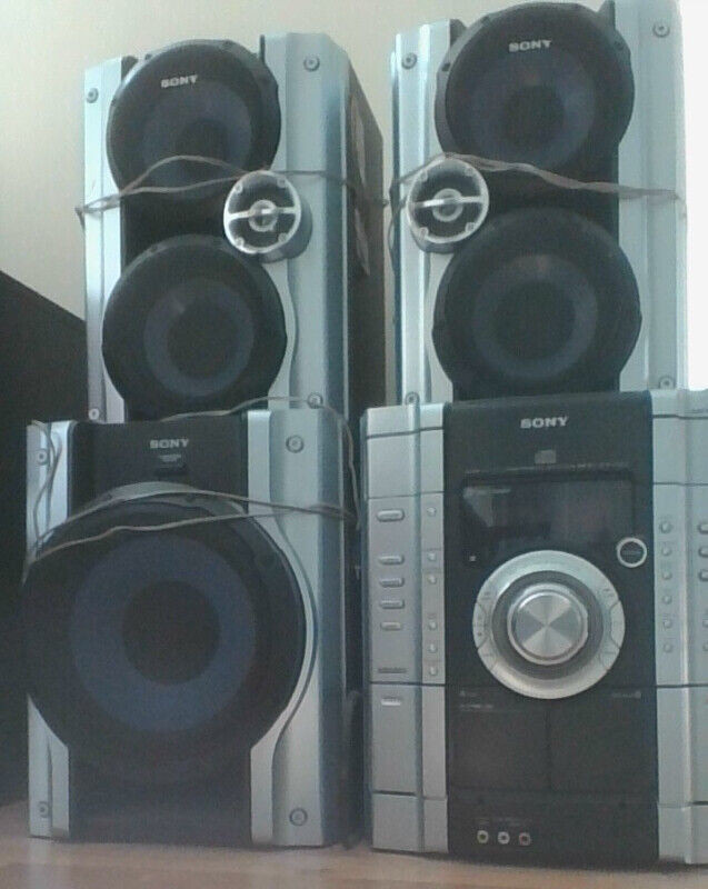 Speakers & Subwoofer SONY Mini Hi-Fi Component System MHC-GX450 for sale  