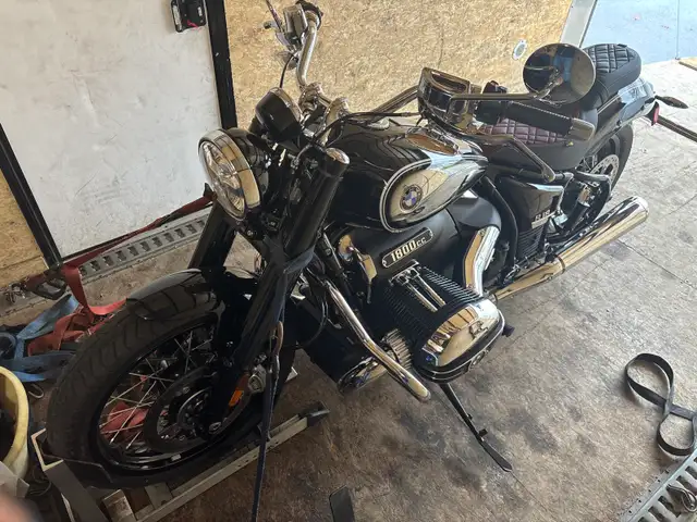 Enclosed Motorcycle transport-Tow-Spyder/Harley/Ducati-Cheap in Other in Mississauga / Peel Region - Image 4