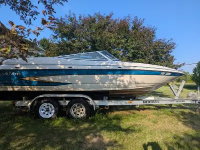5.0 mercruiser with heavy duty trailer. Great for tubing, water skiing or a day of fishing. The seat...