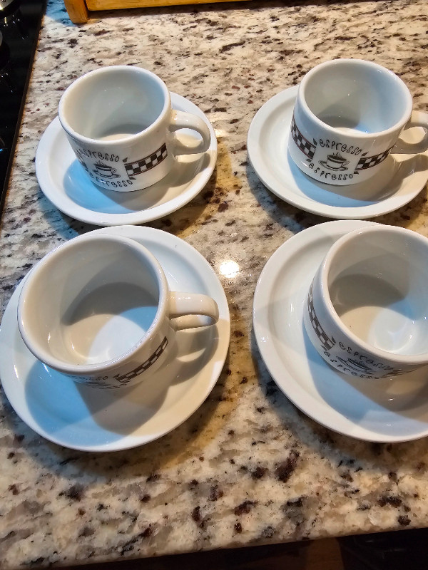 Expresso set in Kitchen & Dining Wares in Calgary - Image 2