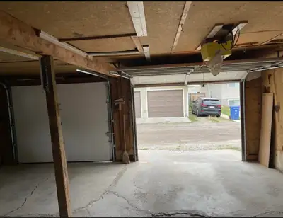24×24 double detached garage for storage. Located in Glenbrook on 44 ST SW close to downtown and eve...