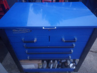 Blue Point 5 Drawer Tool Cart 18 Air Tool Quick Release  Holders