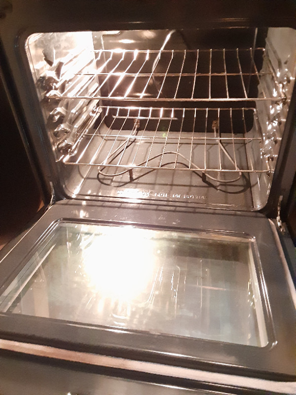 cuisiniere + frigo  (lava-vaisselle gratuit) dans Cuisinières, fours et fourneaux  à Lanaudière - Image 2