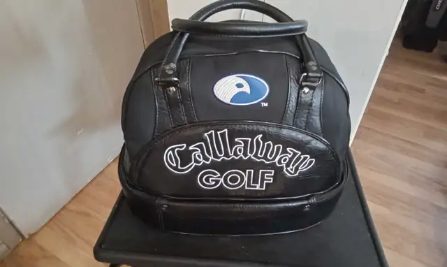 Callaway Golf Duffle, Shoe Bag in Golf in St. Albert - Image 2