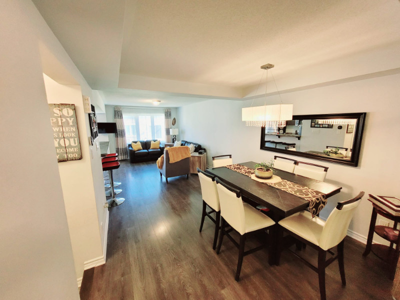 Townhouse for rent 3 Bed 2.5 bath finished basement. Kanata Long Term