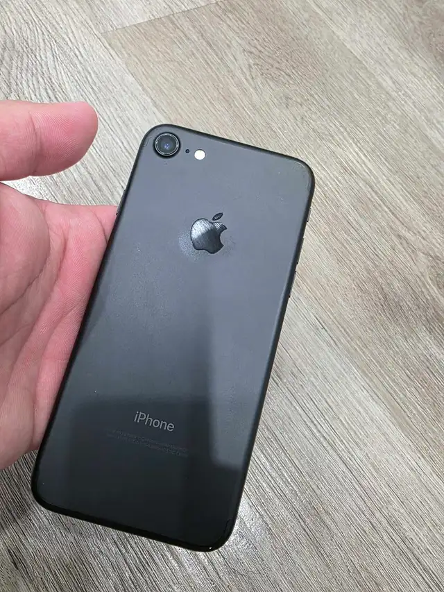 Apple iPhone 7 *32gb in Cell Phones in Oakville / Halton Region - Image 4