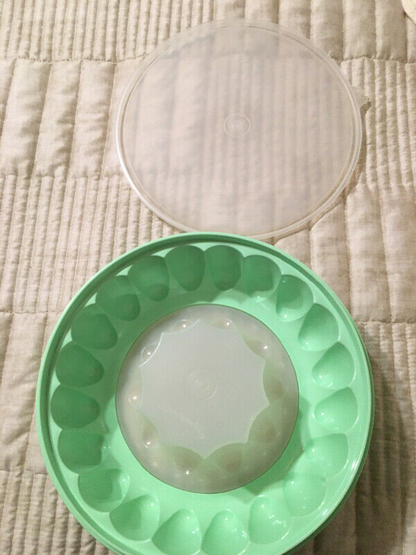 Vintage Tupperware Jello mould 1292-2 new - $20.00 in Arts & Collectibles in Oshawa / Durham Region - Image 2