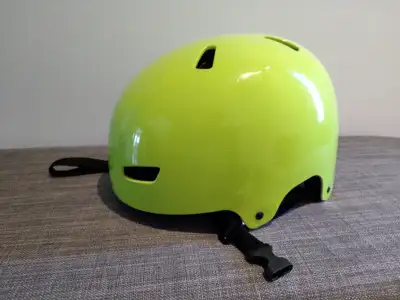 Kids bike helmet (lime green), View more