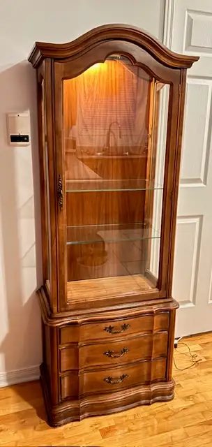 Curio vintage de marque Delwood, View more