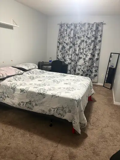 Large bedroom in a very clean home available for rent. Located at Sandalwood and Chinguacousy. Walki...