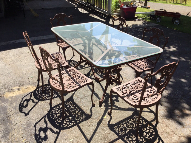 Vintage “Hauser” Glass Topped Metal Table & 6 Chairs $1500 in Patio & Garden Furniture in Trenton