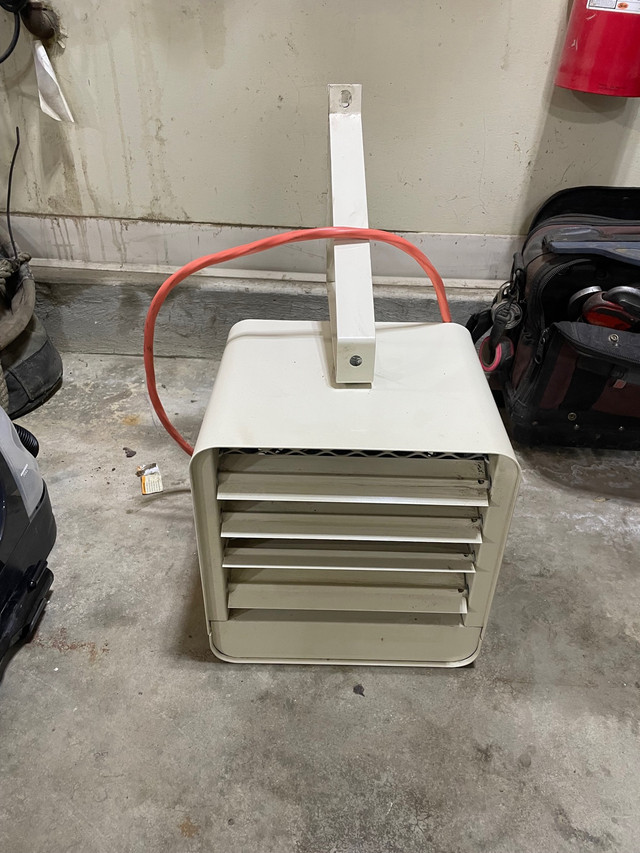 220 volt Heater in Heating, Cooling & Air in Calgary