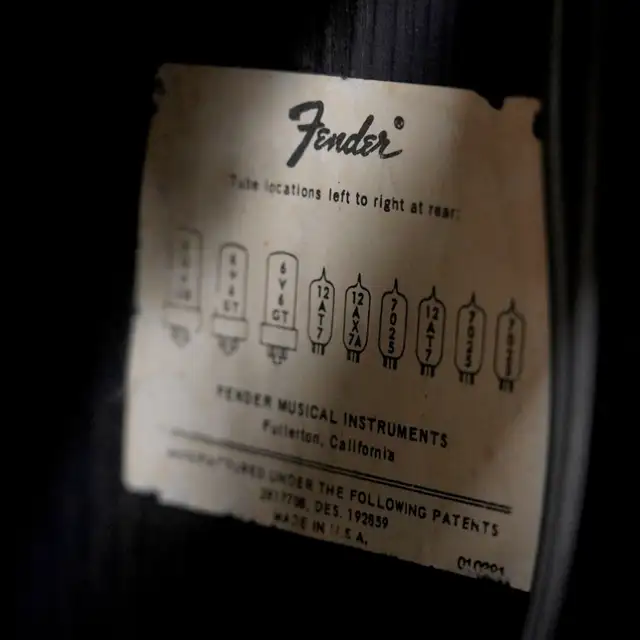 1970's Fender Deluxe Reverb Tube Guitar Combo Amp in Amps & Pedals in City of Toronto - Image 11