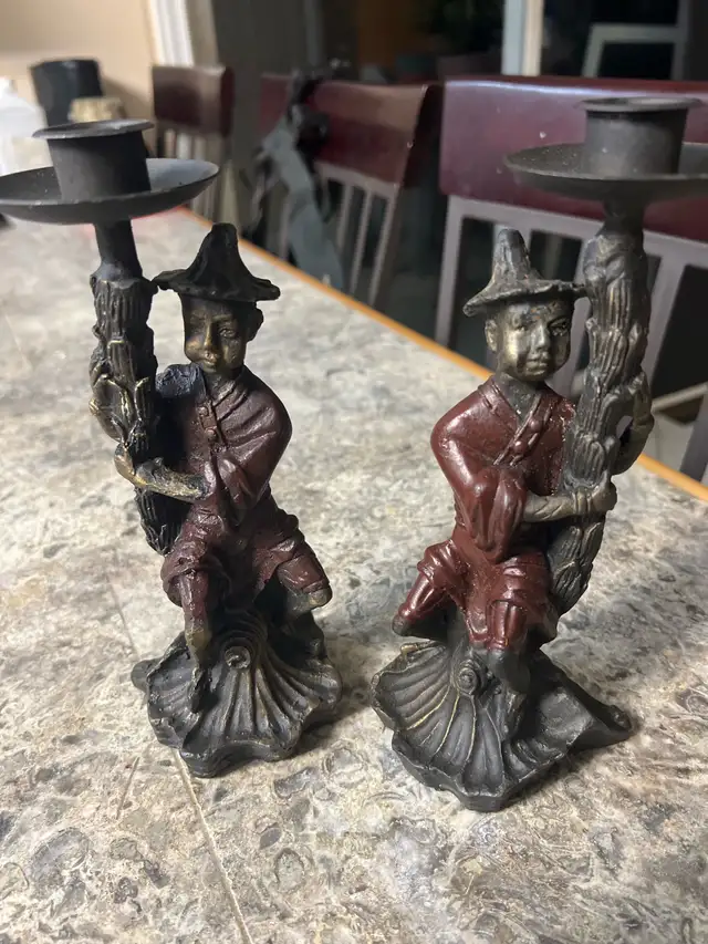 Vintage Asian Chinoiserie cast iron figurine candle holders in Home Décor & Accents in Ottawa - Image 2