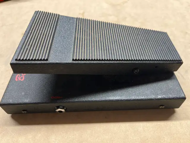 Bad Horsie - Wah pedal in Amps & Pedals in West Island - Image 5