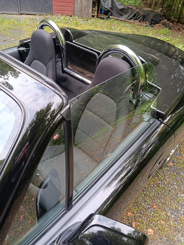 Mazda Miata — photo 2